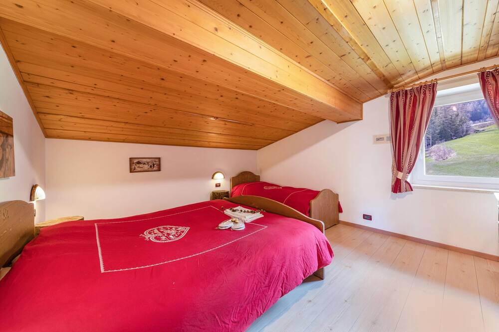 Photo of Bedroom in Vigo di Fassa