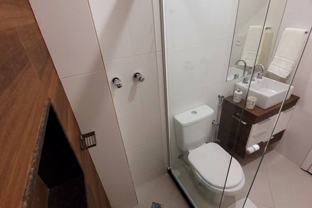 Photo of Bathroom in Camorim