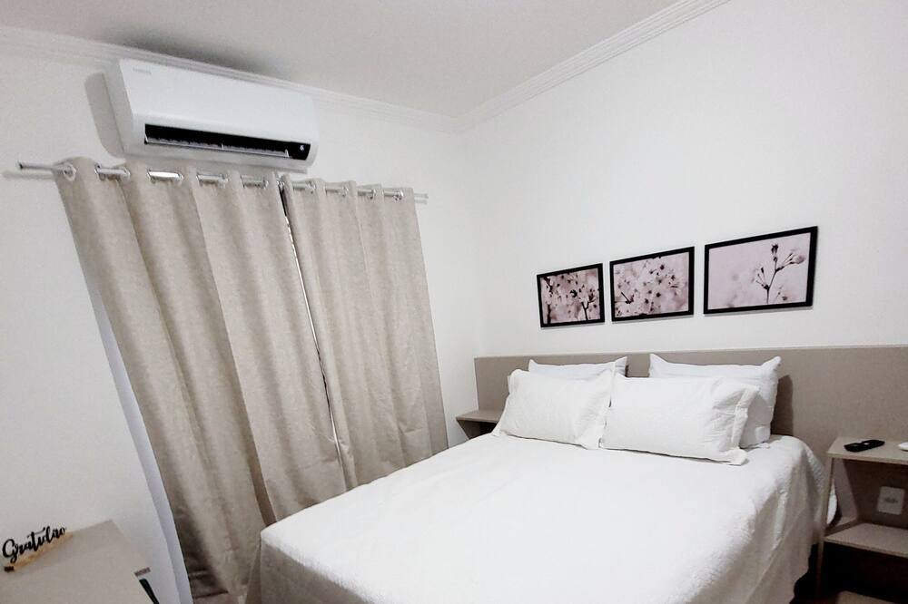 Photo of Bedroom in Camorim