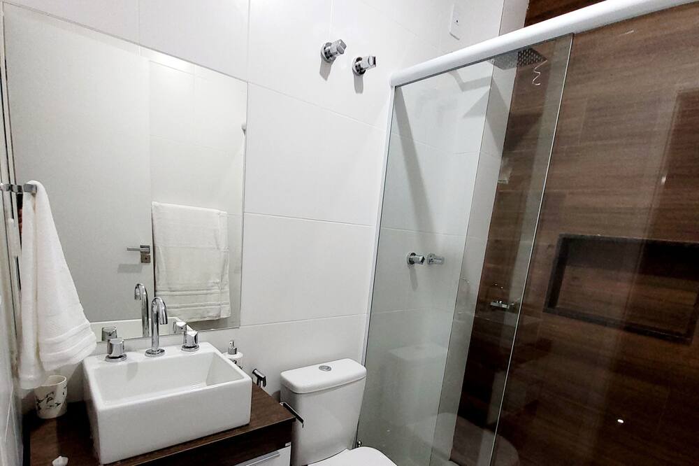 Photo of Bathroom in Camorim