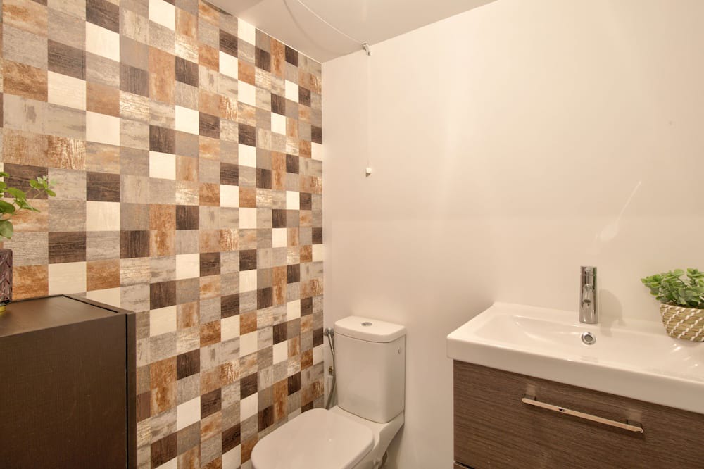 Photo of Bathroom in Cachan