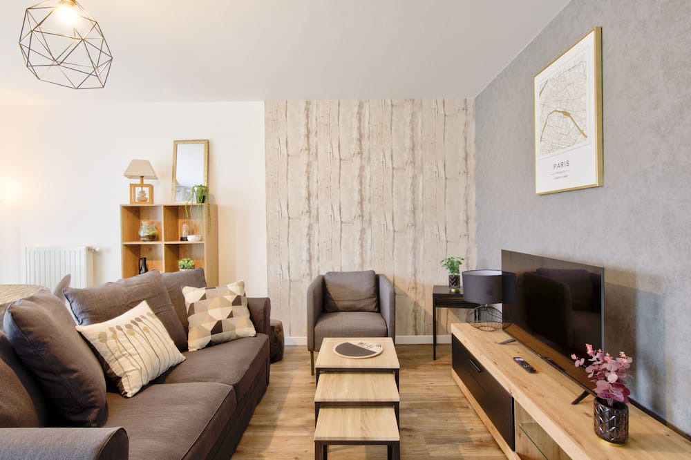 Photo of Livingroom in Cachan