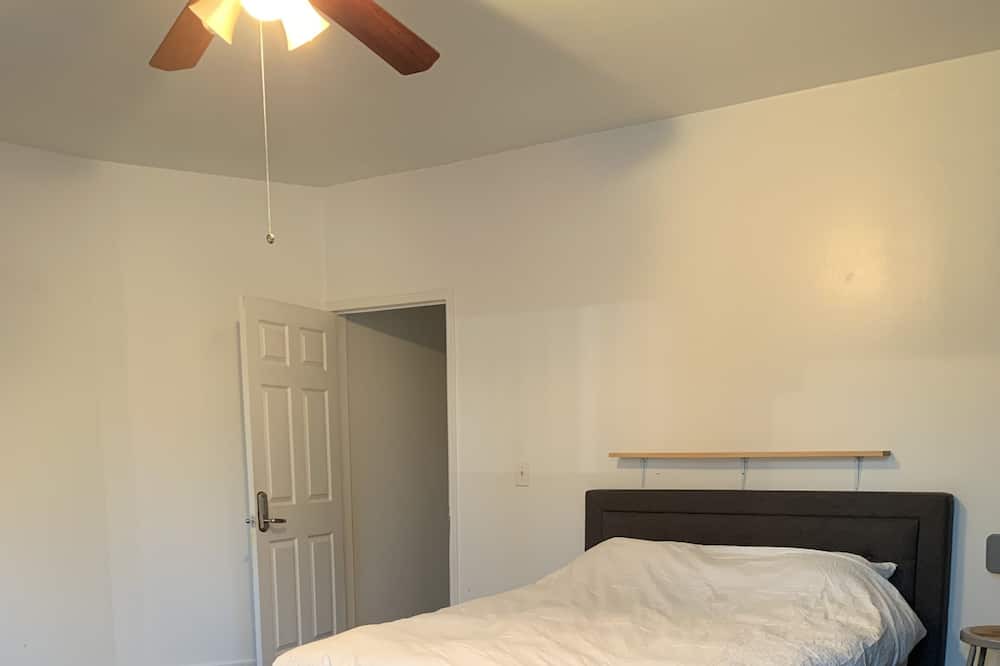 Photo of Bedroom in Bedford-Stuyvesant
