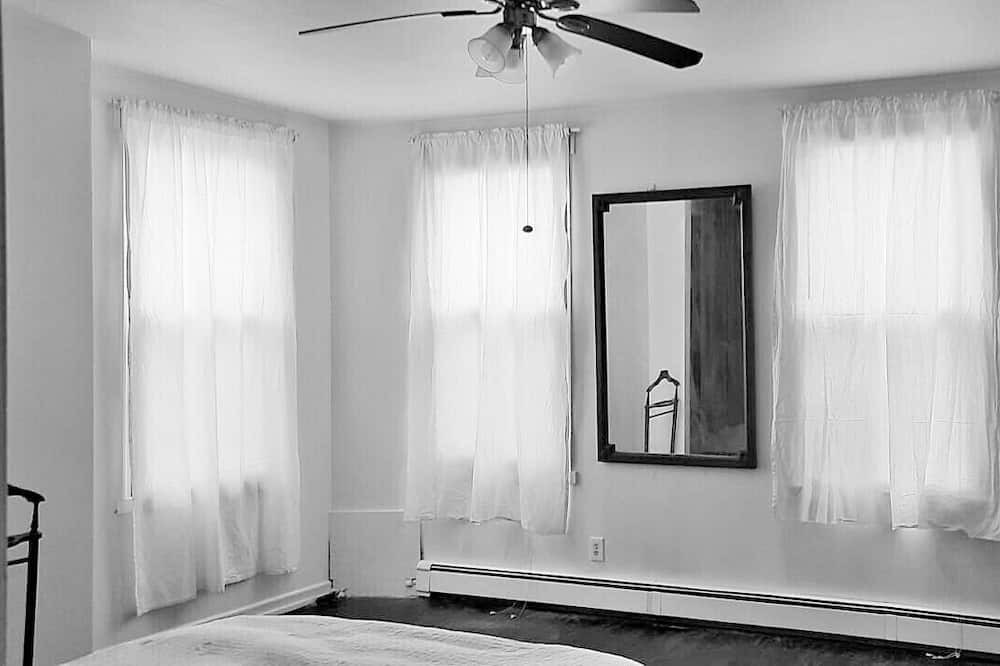 Photo of Others in Bedford-Stuyvesant