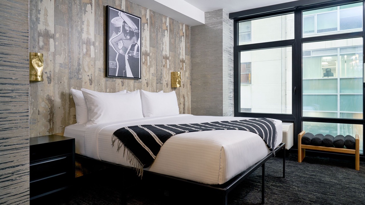 Photo of Bedroom in Stone Street Historic District