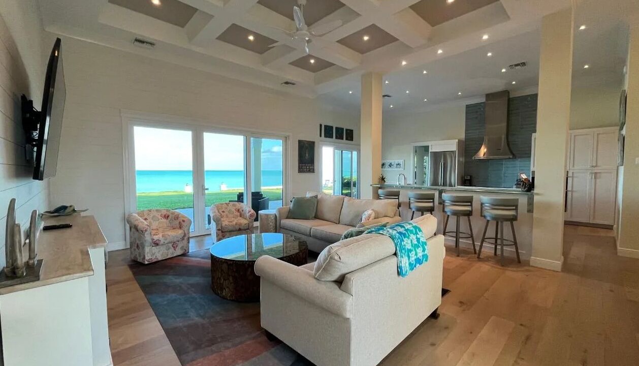 Photo of Livingroom in Treasure Cay