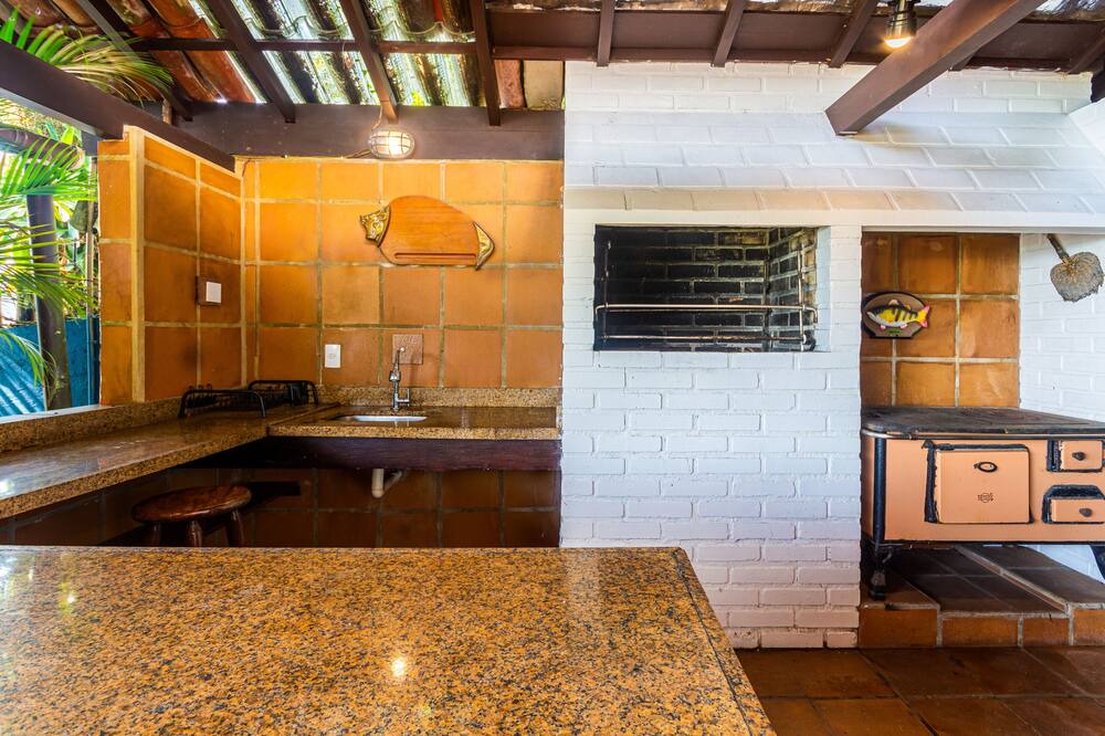 Photo of Bathroom in Marinas