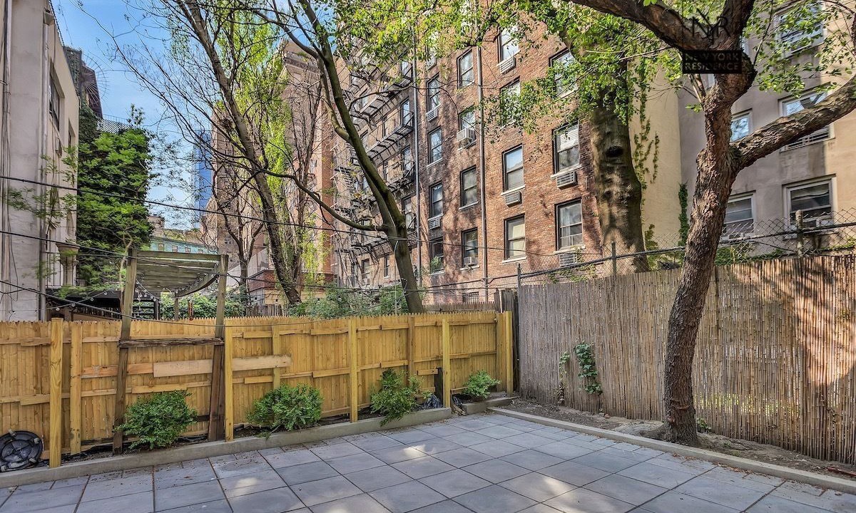 Photo of Patio Balcony in Chelsea