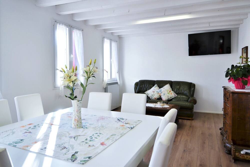 Photo of Livingroom in Miane