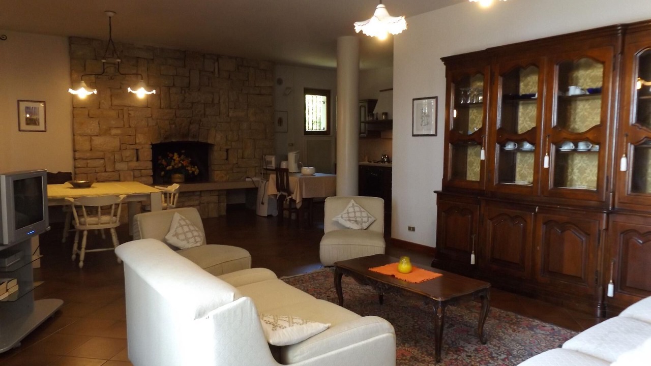 Photo of Livingroom in Albisano