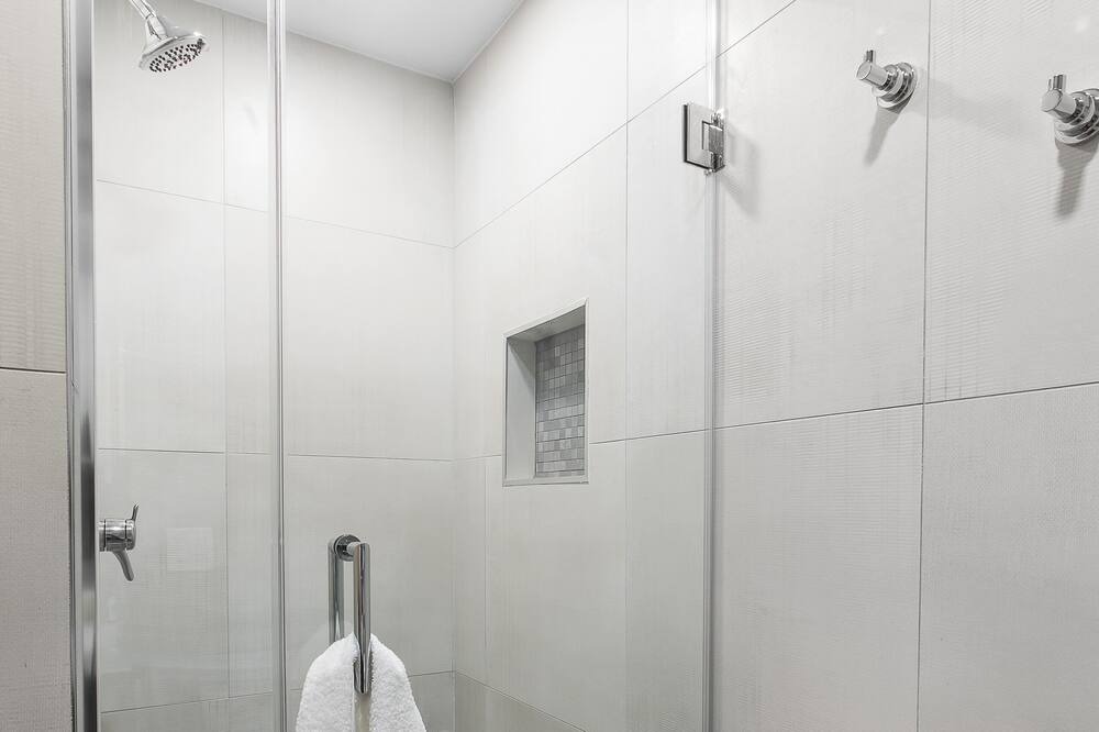 Photo of Bathroom in Bloomingdale
