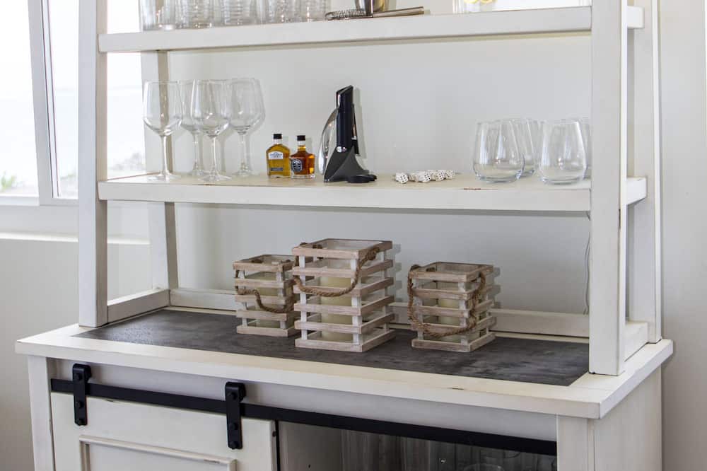 Photo of Kitchen in Tar Bay