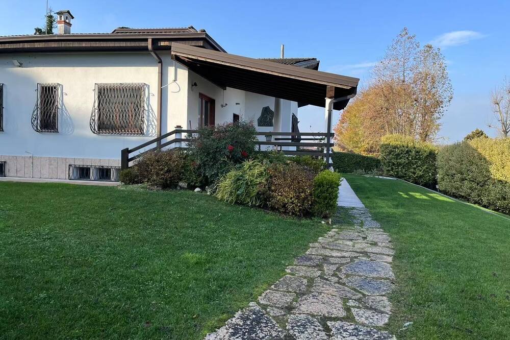 Photo of Outdoor in Cavalcaselle