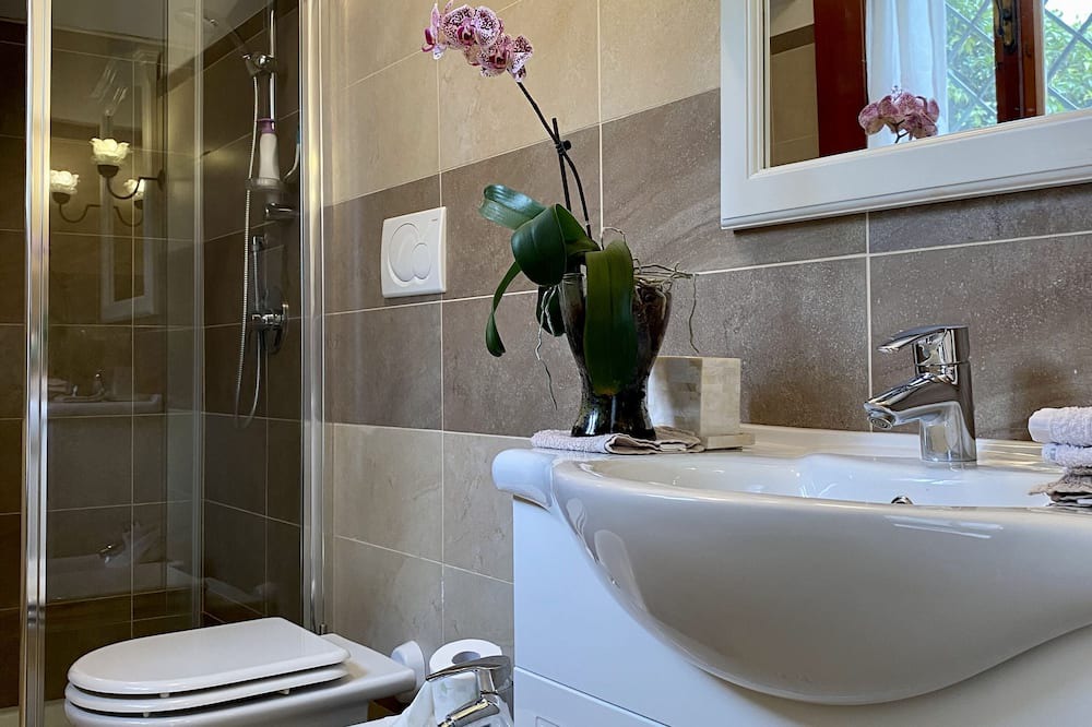 Photo of Bathroom in Nord-Est