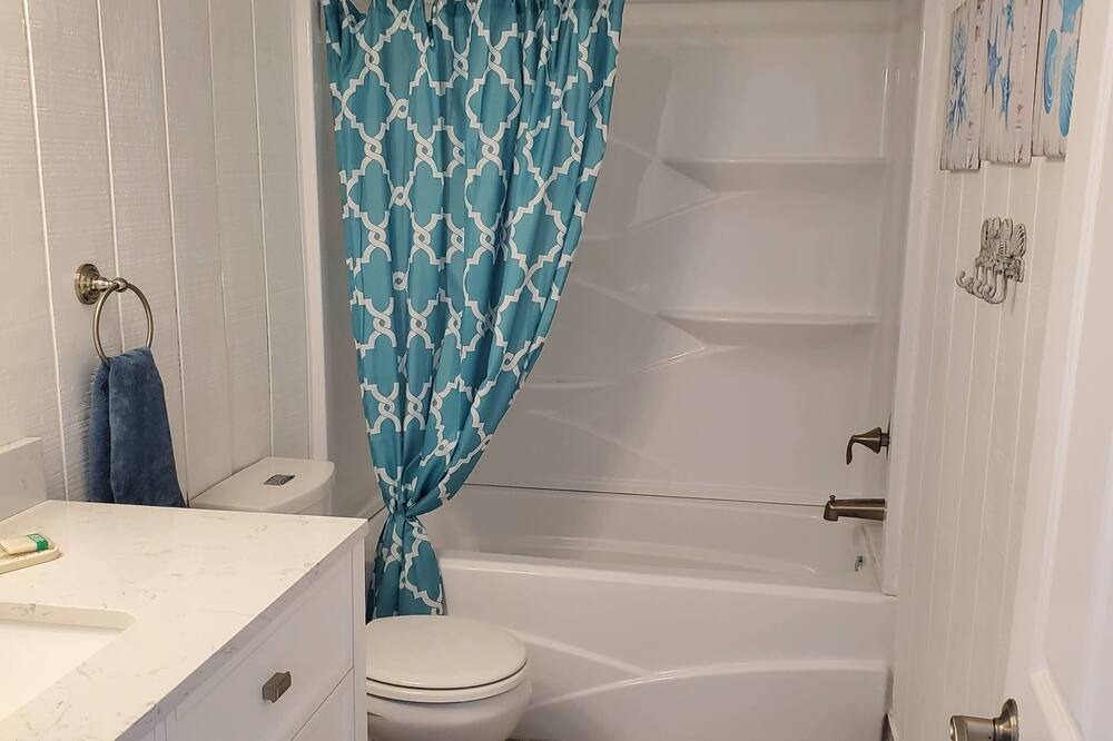 Photo of Bathroom in William's Town