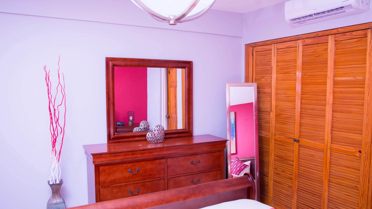 Photo of Bedroom in Molynes Gardens