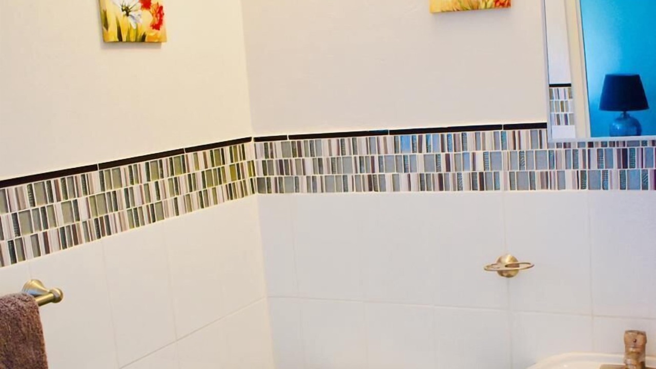 Photo of Bathroom in Eastwood Park