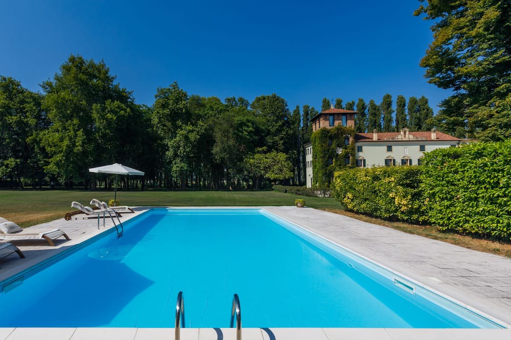 Photo of Outdoor in Concamarise