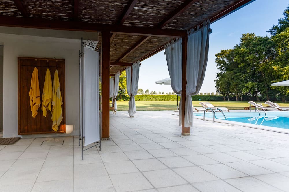 Photo of Patio Balcony in Concamarise