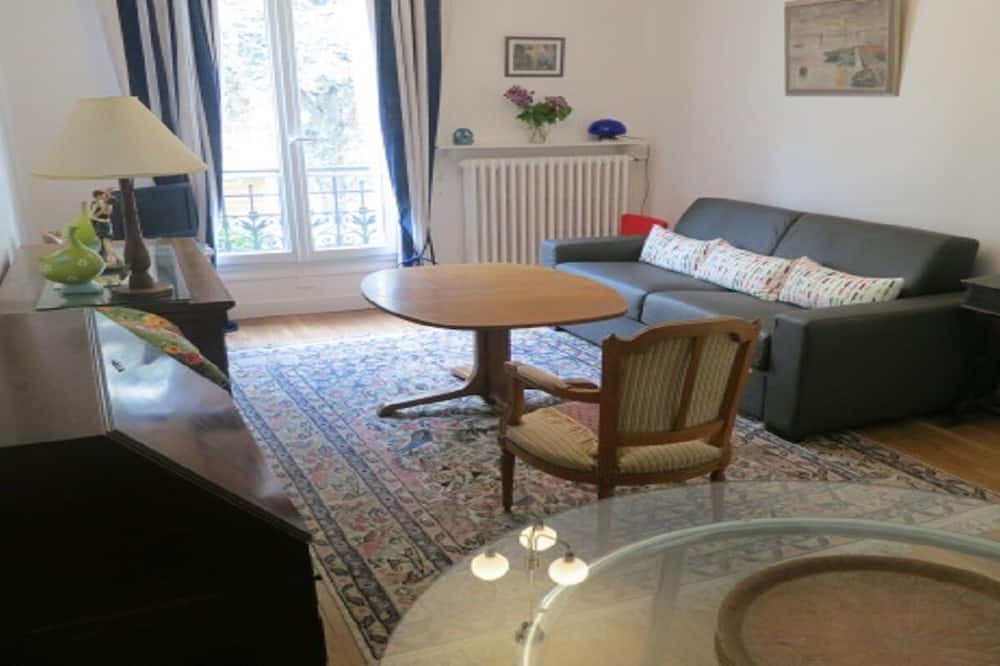 Photo of Livingroom in Saint-Mande