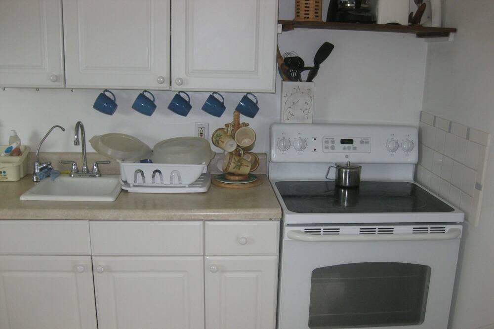 Photo of Kitchen in Current