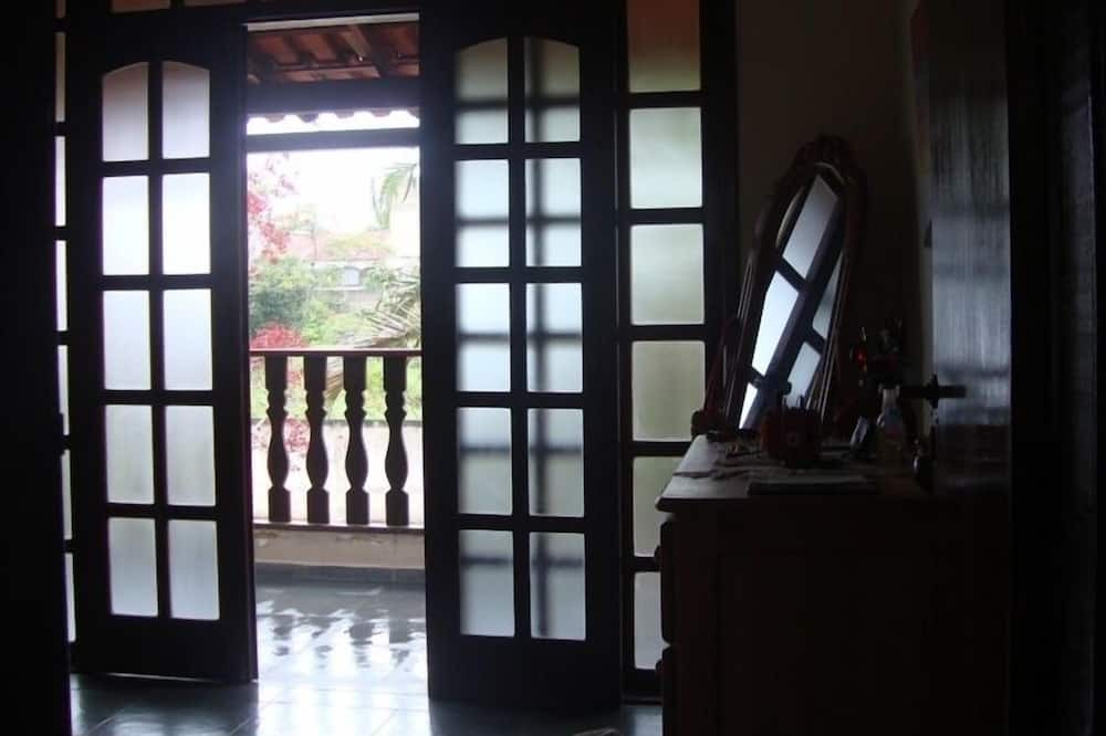 Photo of Livingroom in Porto da Roca