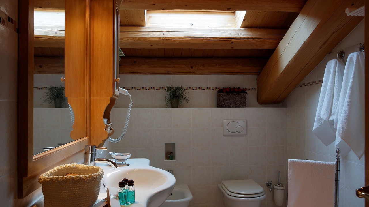 Photo of Bathroom in Mansue