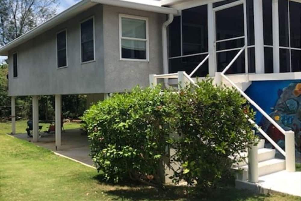 Photo of Outdoor in Rainbow Bay