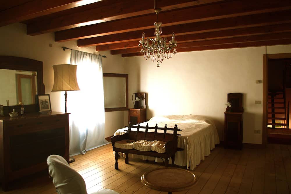 Photo of Bedroom in Castelgomberto