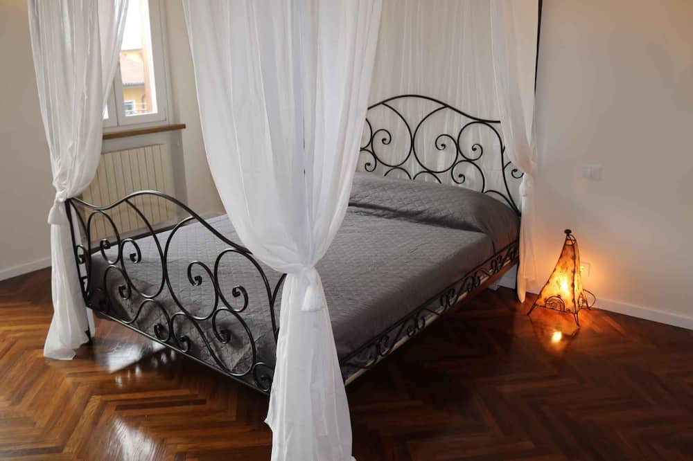 Photo of Bedroom in Lazise