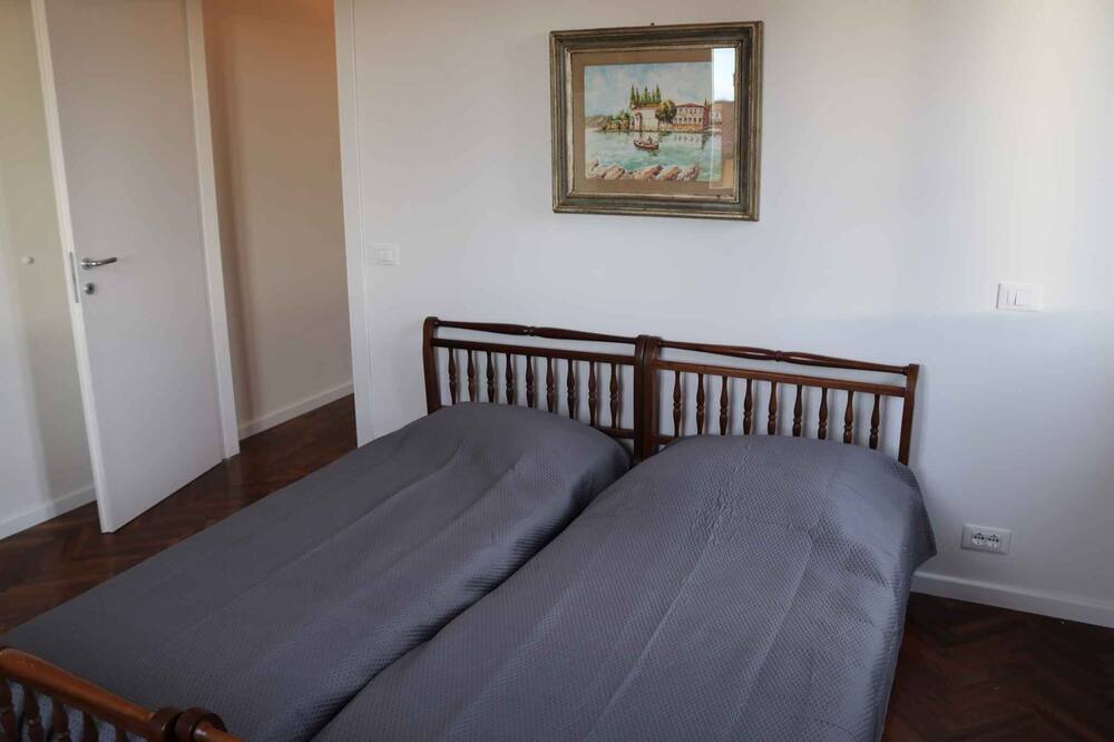 Photo of Bedroom in Lazise