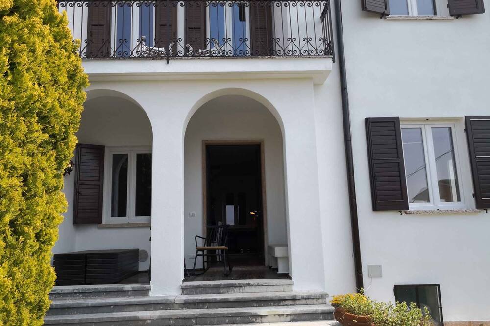 Photo of Outdoor in Lazise