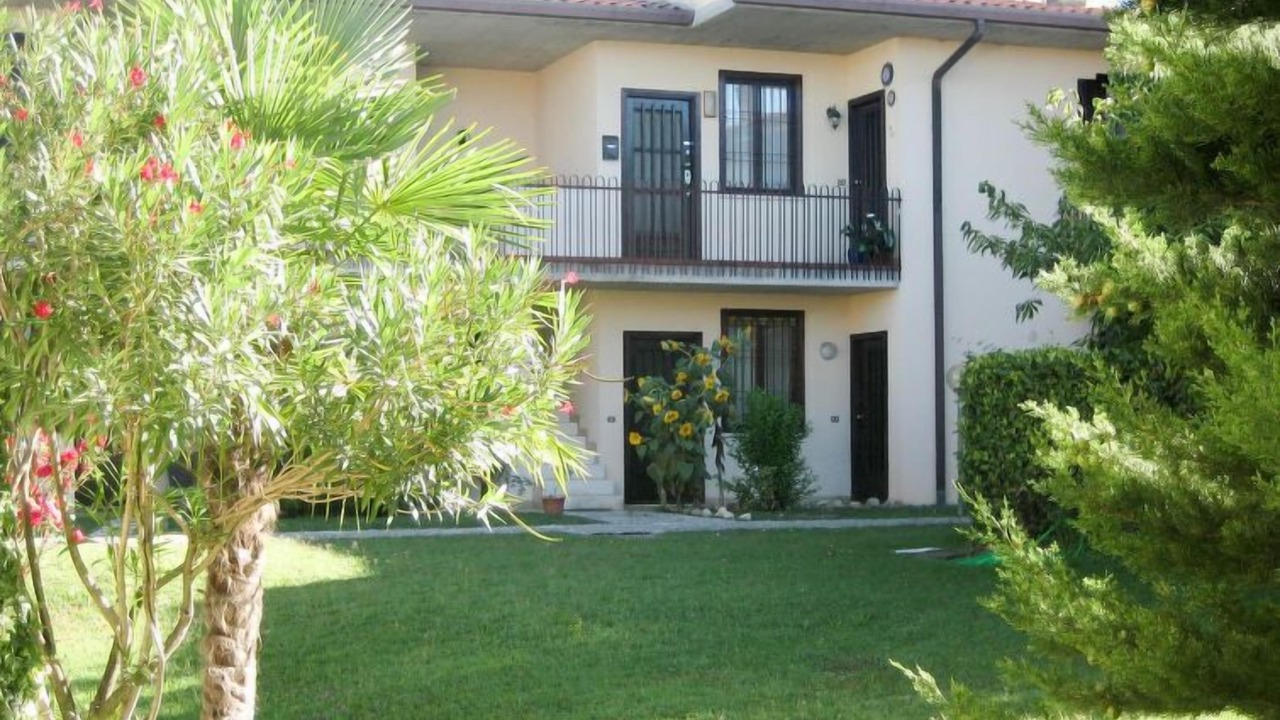 Photo of Buildings in Lazise