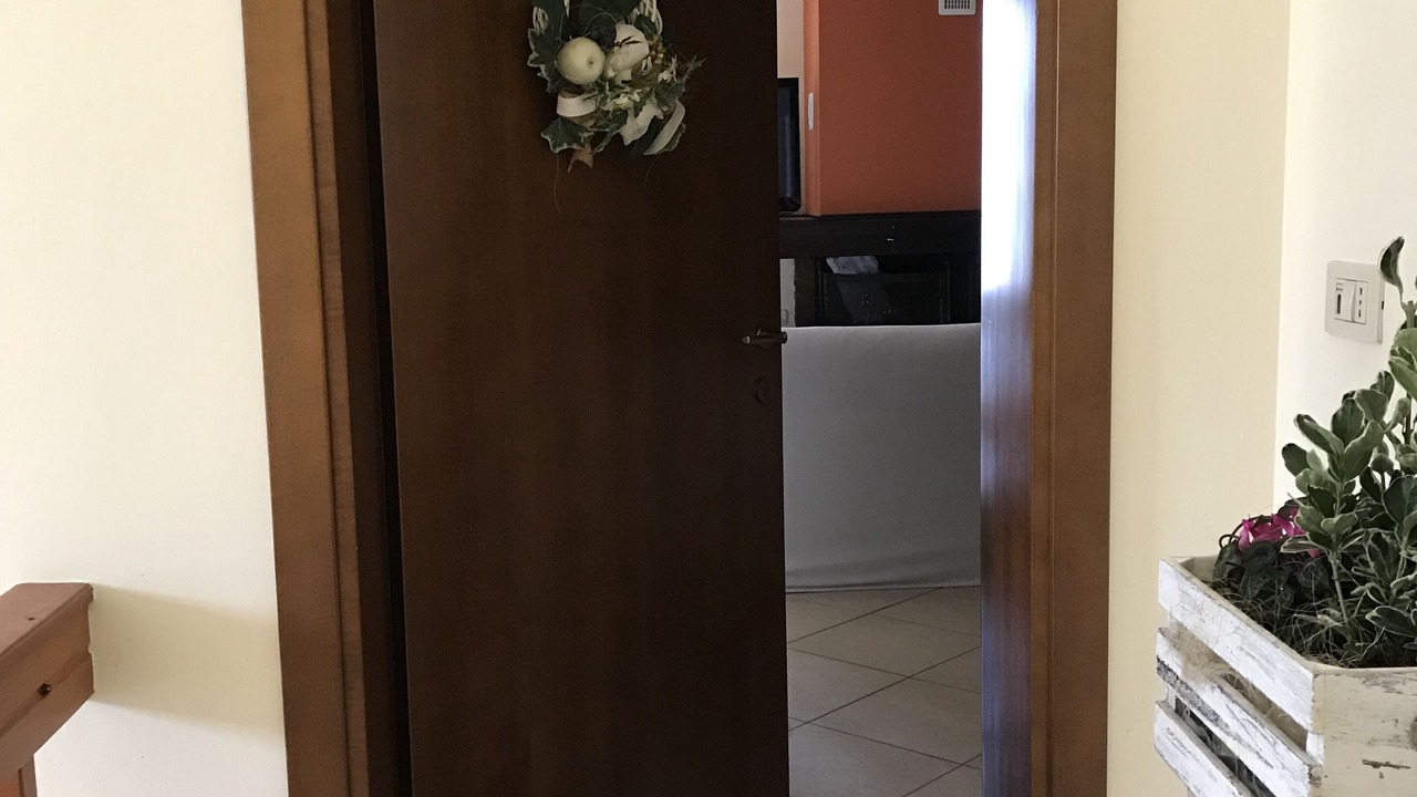 Photo of Others in Sandra