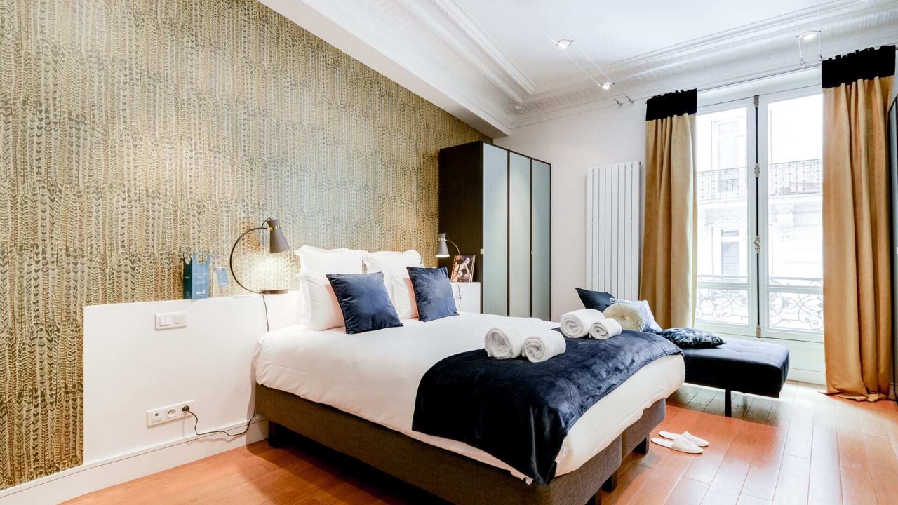 Photo of Bedroom in Champs-Elysees