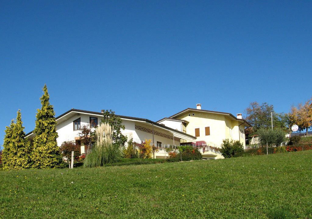 Photo of Outdoor in Carre