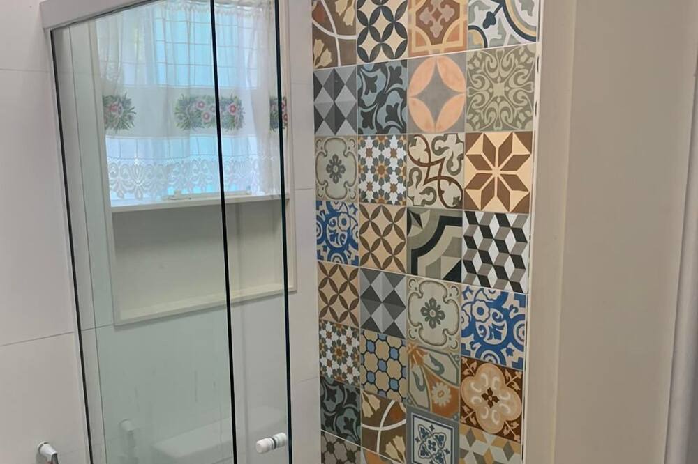 Photo of Bathroom in Frade