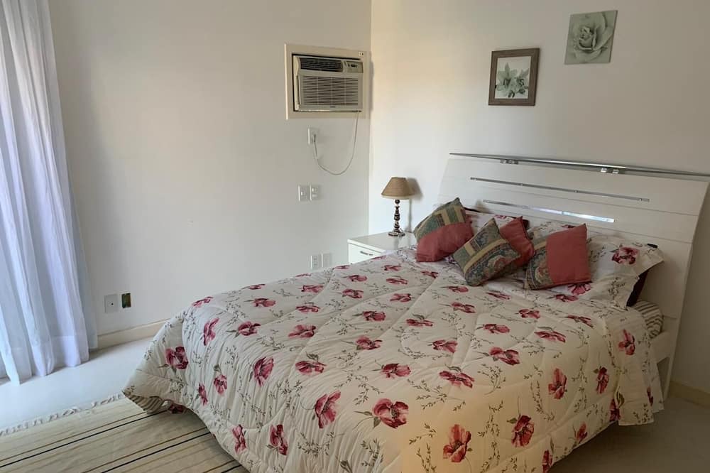 Photo of Bedroom in Frade