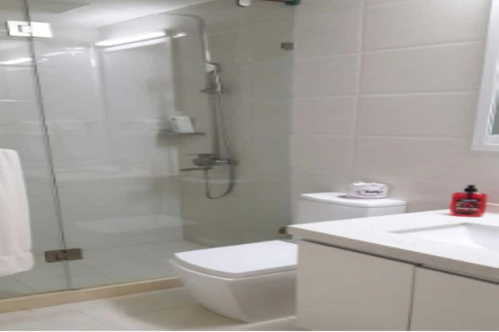 Photo of Bathroom in Caribbean Estates