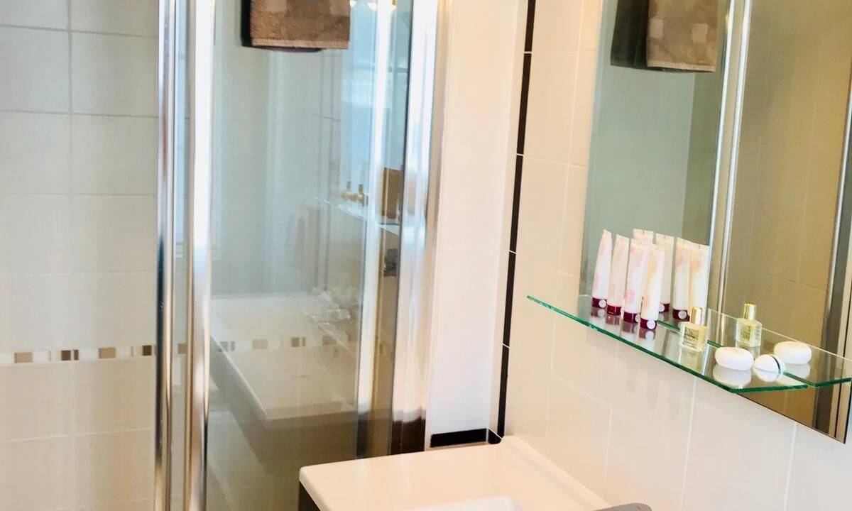 Photo of Bathroom in Neuilly-Plaisance