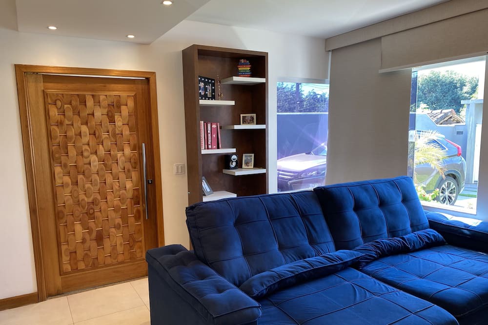 Photo of Livingroom in Itaipuacu