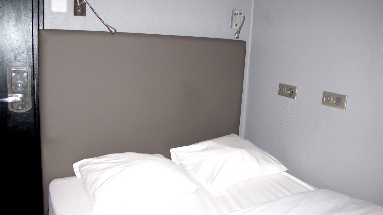 Photo of Bedroom in Hopital Saint-Louis