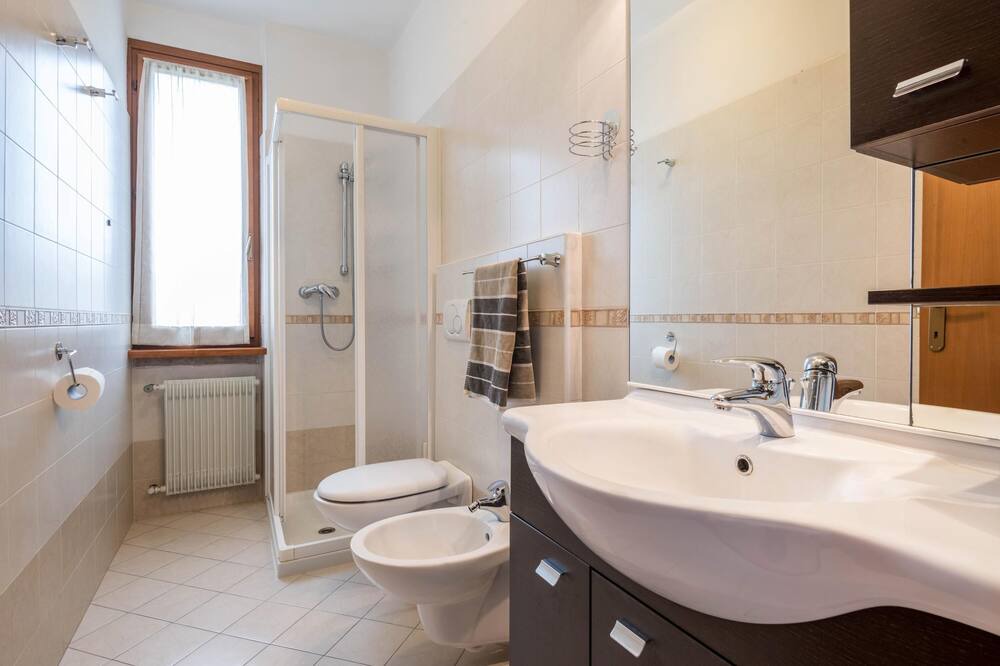 Photo of Bathroom in Malcesine