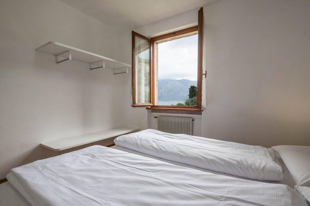 Photo of Bedroom in Malcesine