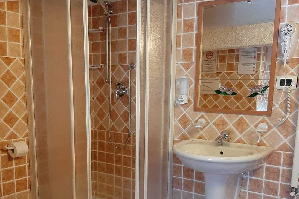 Photo of Bathroom in Nord-Est