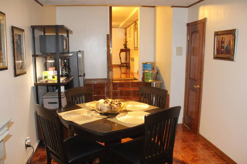 Photo of Kitchen in Canarsie