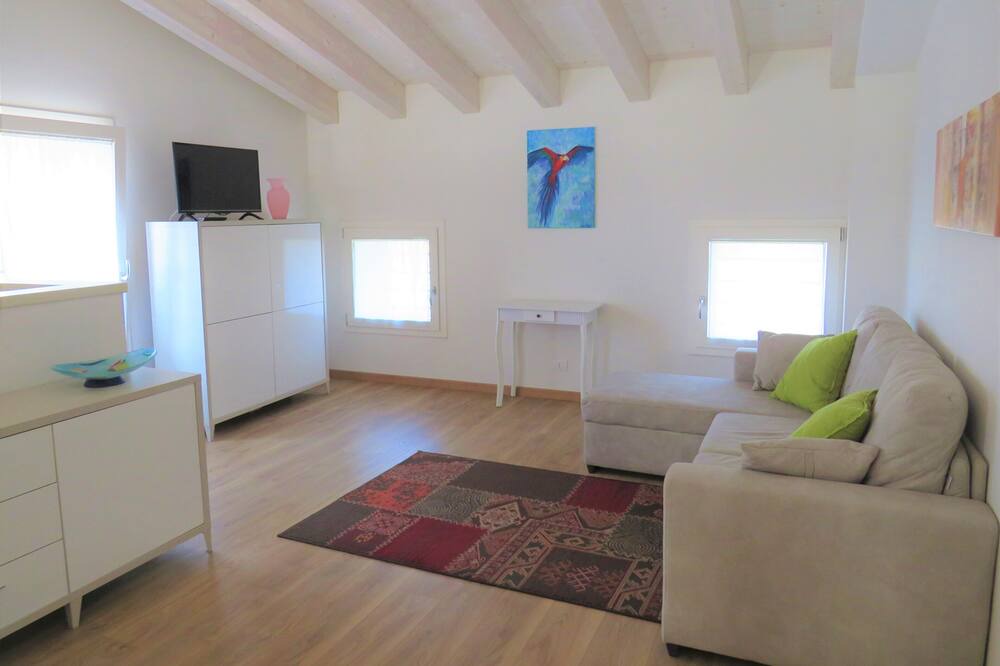Photo of Livingroom in Peraga