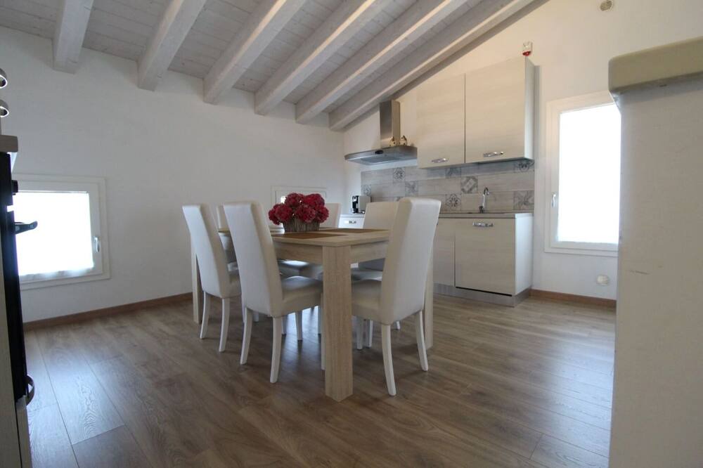 Photo of Kitchen in Peraga