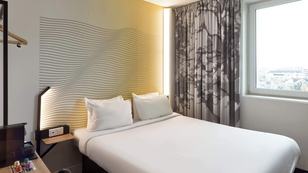 Photo of Bedroom in Gennevilliers