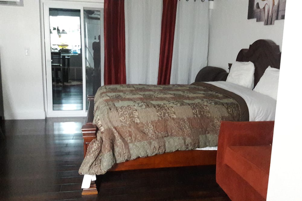 Photo of Bedroom in Downtown